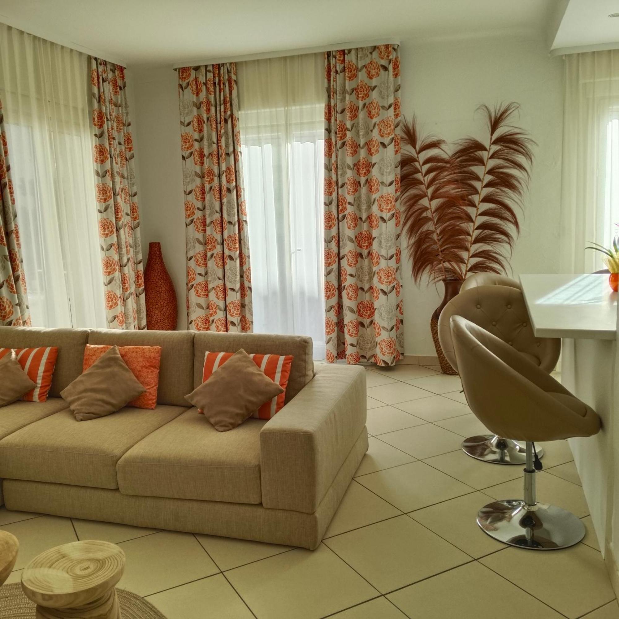 Appartement Couleurs Des Iles , Fréjus-plage *